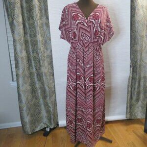 Burgandy and white short sleeve long dress.